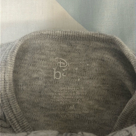 Disney - Winnie the Pooh - Newborn footed sleeper. - Picture 2 of 3